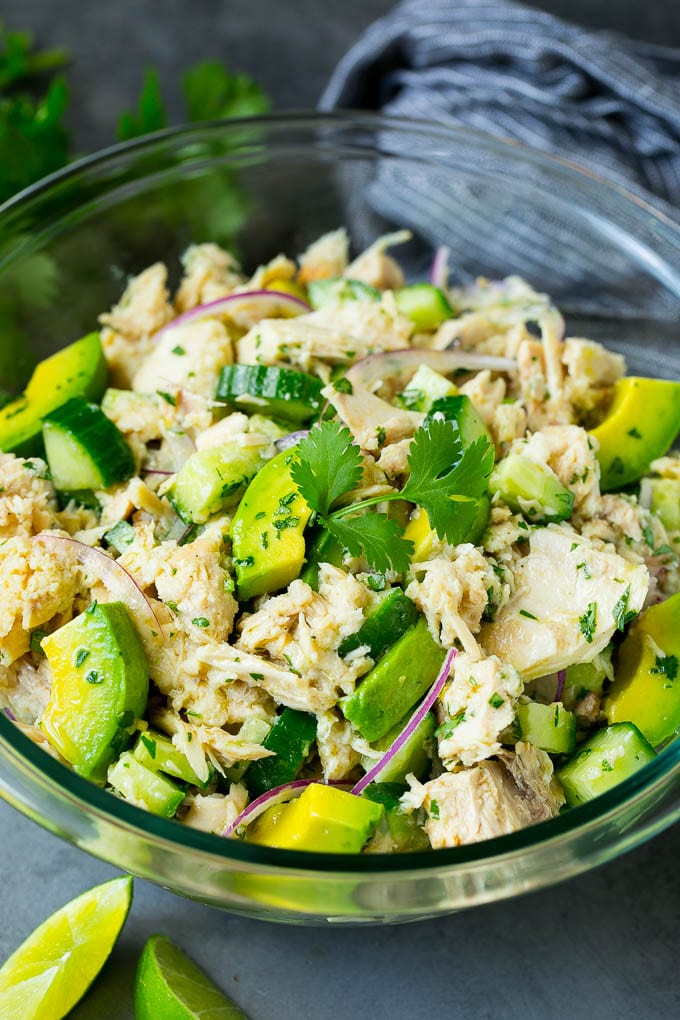Ensalada de atún con aguacate
