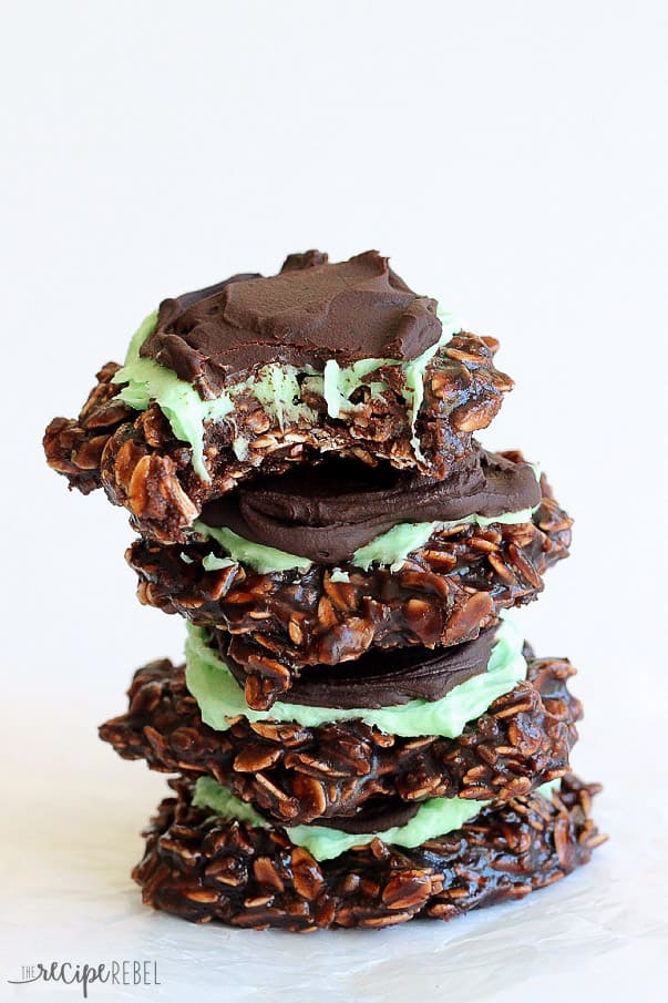 Galletas de chocolate y menta sin hornear