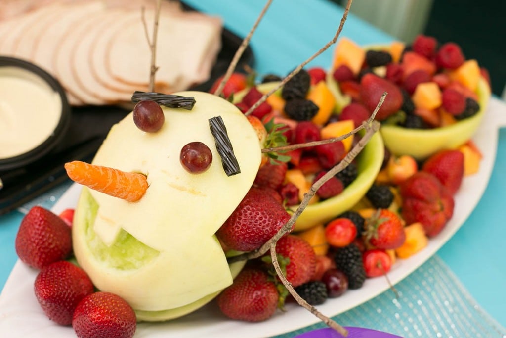 Cómo organizar una fantástica fiesta de cumpleaños congelada sin gastar mucho dinero.  ¡Ideas para decoraciones, comida, actividades y más!