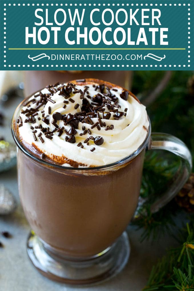 Receta de chocolate caliente en olla de cocción lenta |  Chocolate caliente casero |  Cacao caliente cocido a fuego lento |  Chocolate caliente en olla de barro #bebida #chocolate #cocoa #slowcooker #crockpot #dinneratthezoo