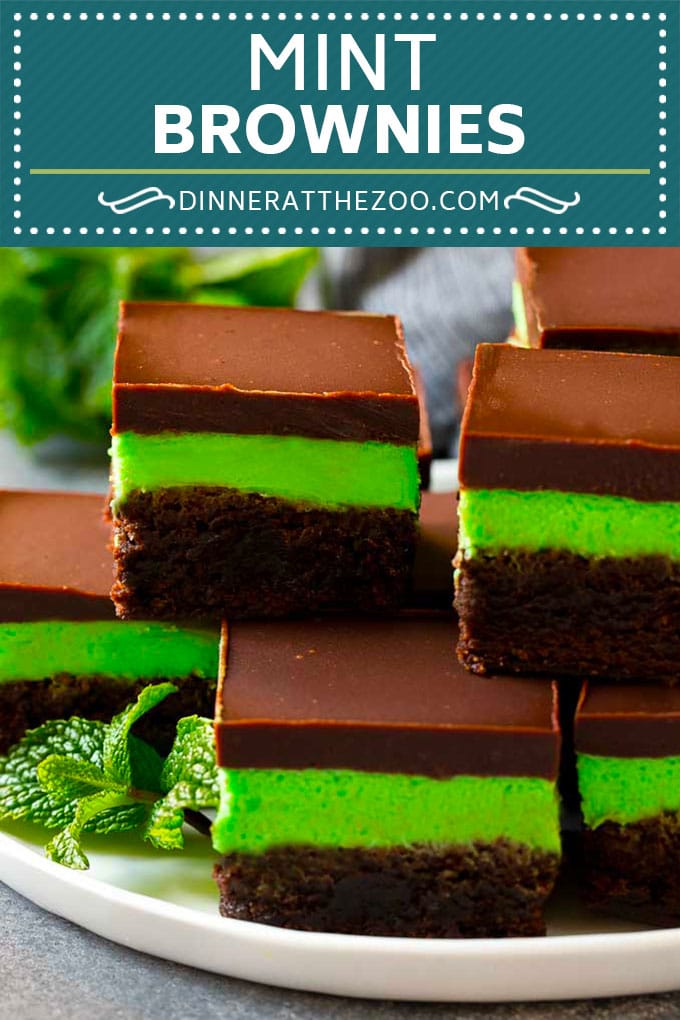 Receta de brownie de menta |  Brownies en capas |  Brownies helados #brownies #chocolate #frosting #mint #postre #dinneratthezoo