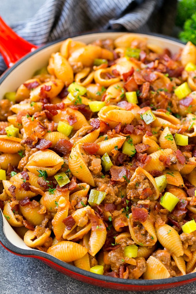 Pasta de hamburguesa con queso