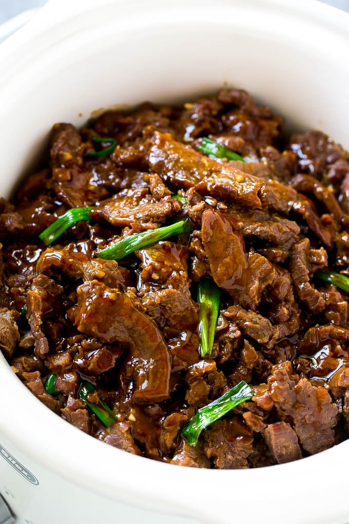 Carne mongol cocida a fuego lento