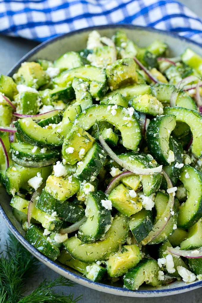 Ensalada de pepino y queso feta