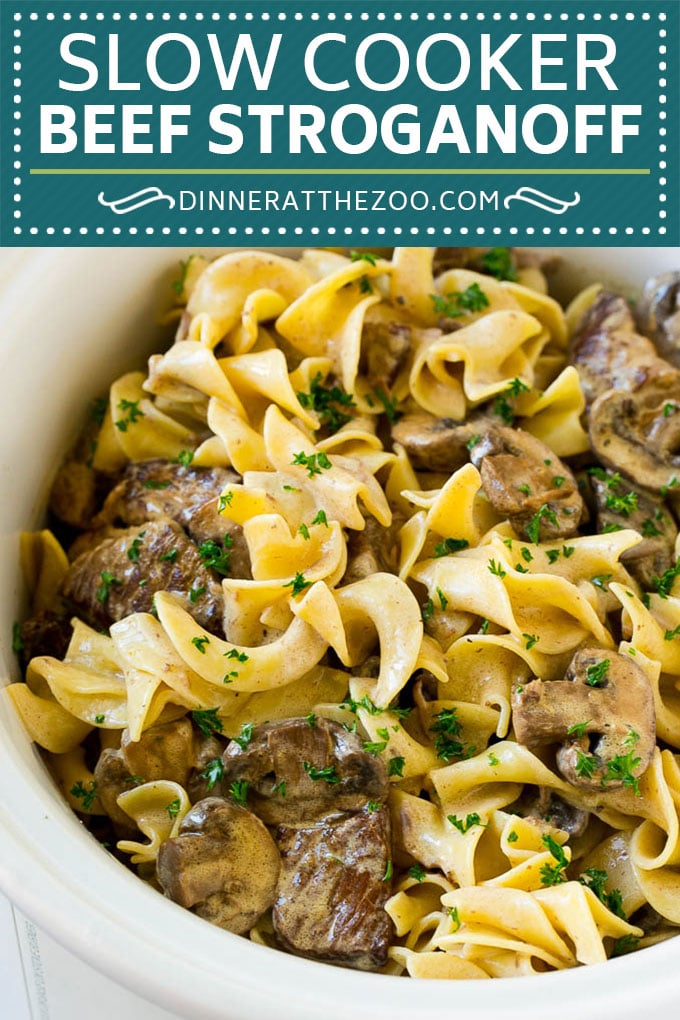 Receta Stroganoff de carne de res en olla de cocción lenta |  Crock Pot Beef Stroganoff |  Receta de carne de res #slowcooker #crockpot #beef #mushrooms #pasta #dinner #dinneratthezoo
