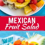 Esta receta de ensalada de frutas mexicana es una mezcla de frutas tropicales cubierta con un aderezo de chile y lima, ¡una delicia dulce y salada que todos querrán por unos segundos!