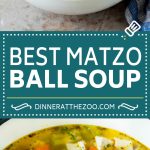 Esta sopa de albóndigas de matzá está hecha con pollo cocido a fuego lento y verduras con bolas de matzá en un caldo salado.