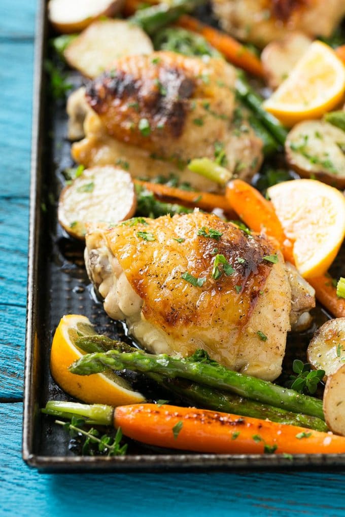 Pollo con limón y tomillo con verduras