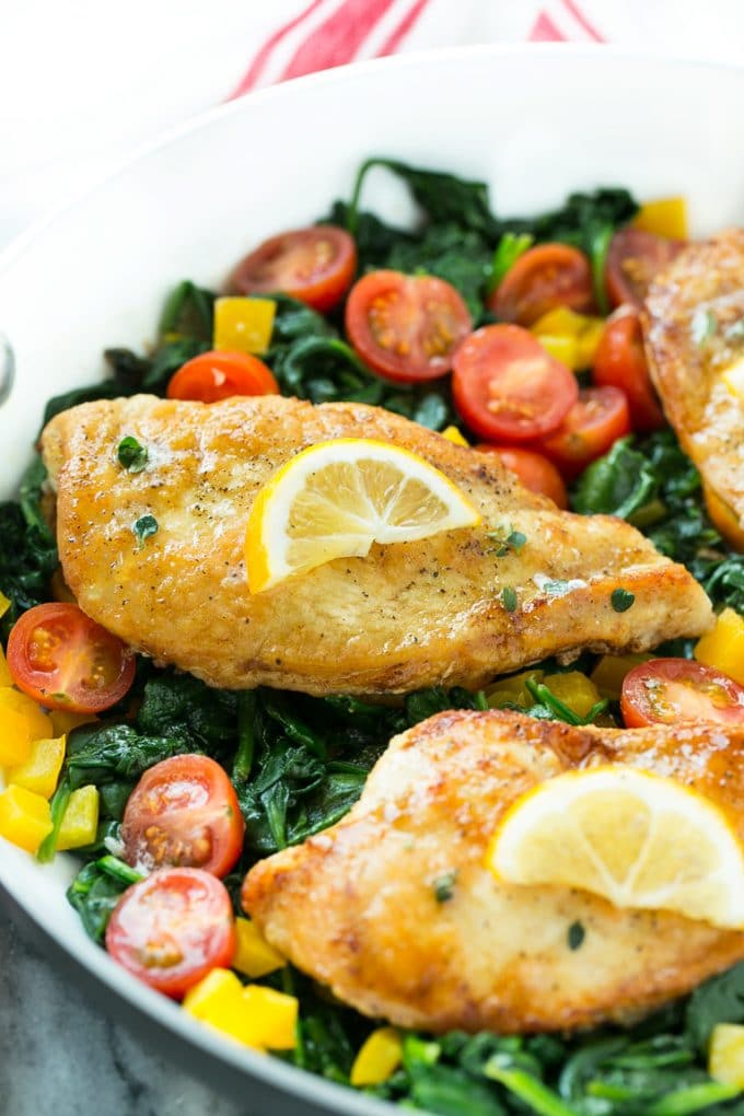 Pechuga de pollo a la plancha con espinacas